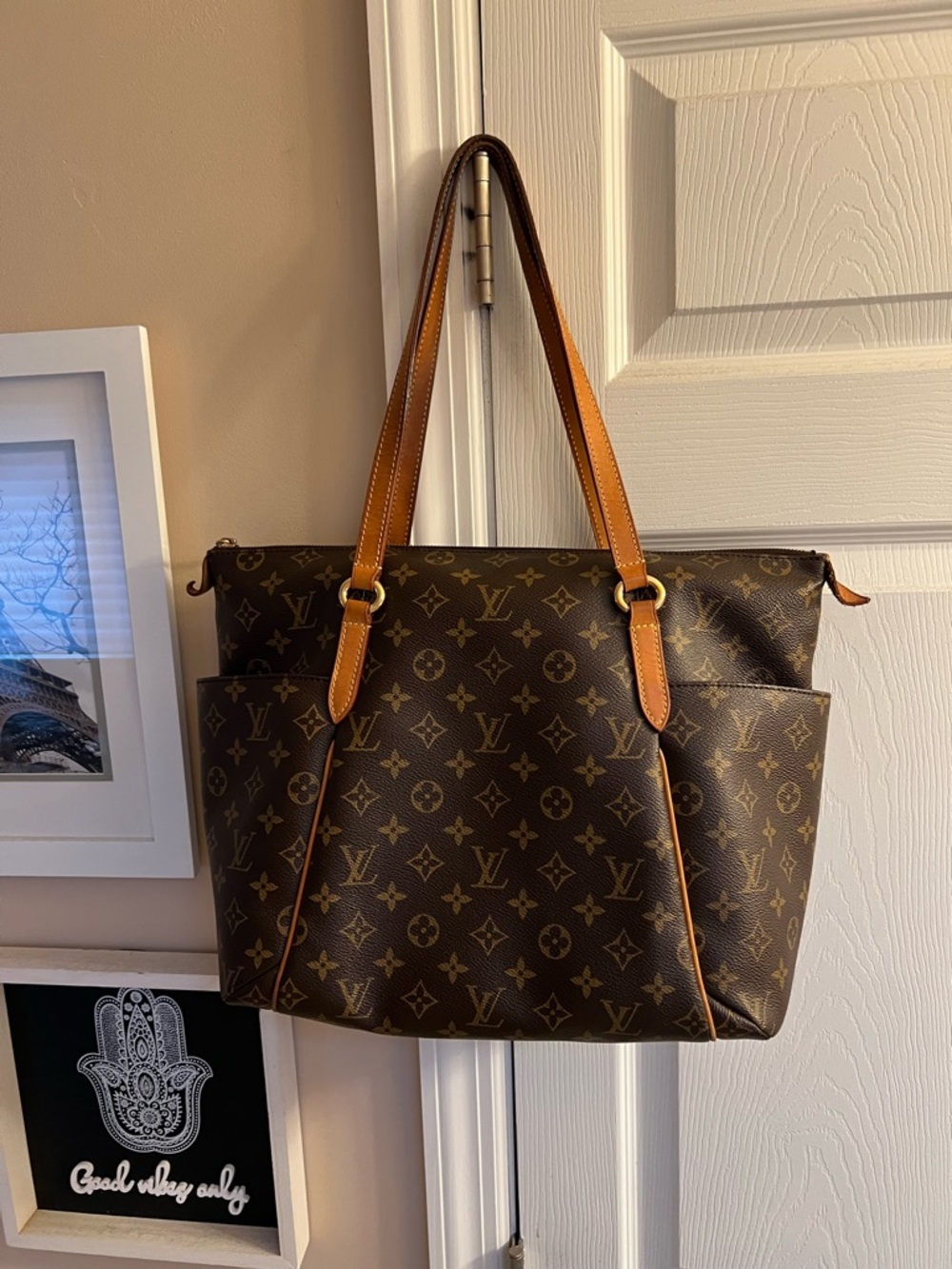 Authentic Louis Vuitton Totally MM Monogram Canvas Tote Bag in Brown and Tan